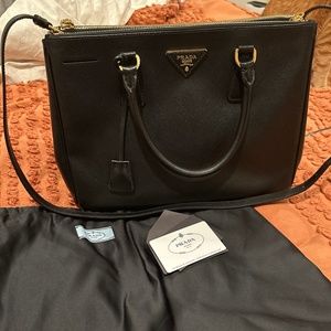 Prada Galleria 2-Way Tote (Large)